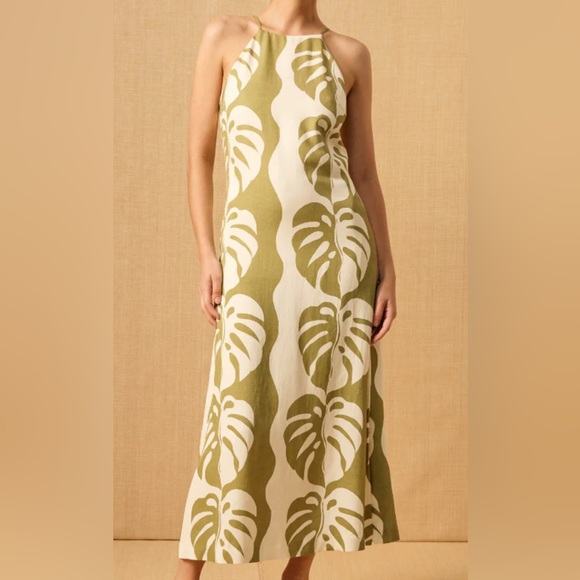 Elegant Green and White Maxi Dress - Picture 3 of 4